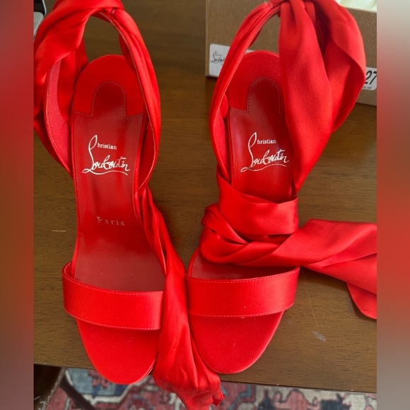 NEVER WORN Christian Louboutin Strappy Sandal - Size 36.5 EU/ 6.5 US - Picture 2 of 11